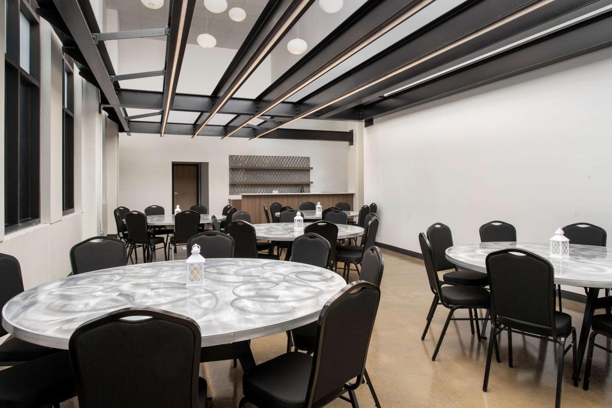 Home2 Suites By Hilton Nashville Downtown Convention Center Экстерьер фото